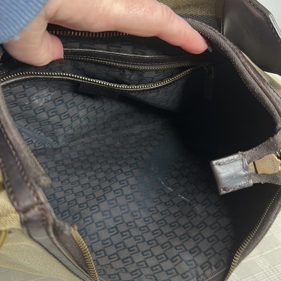 Gucci sherry line handbag. - Picture 10 of 16